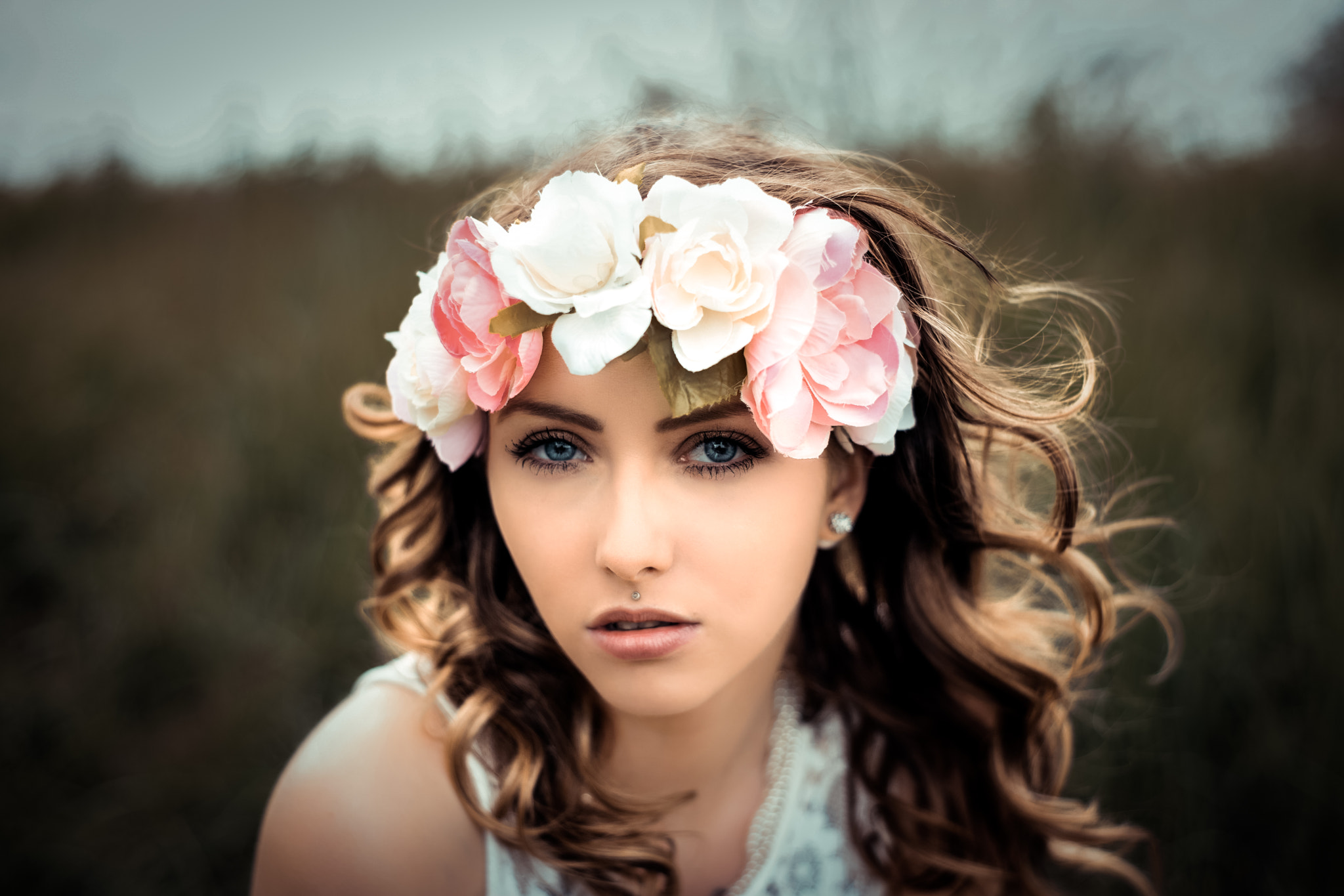 Sony a7 II + Minolta AF 50mm F1.7 New sample photo. Woman photography