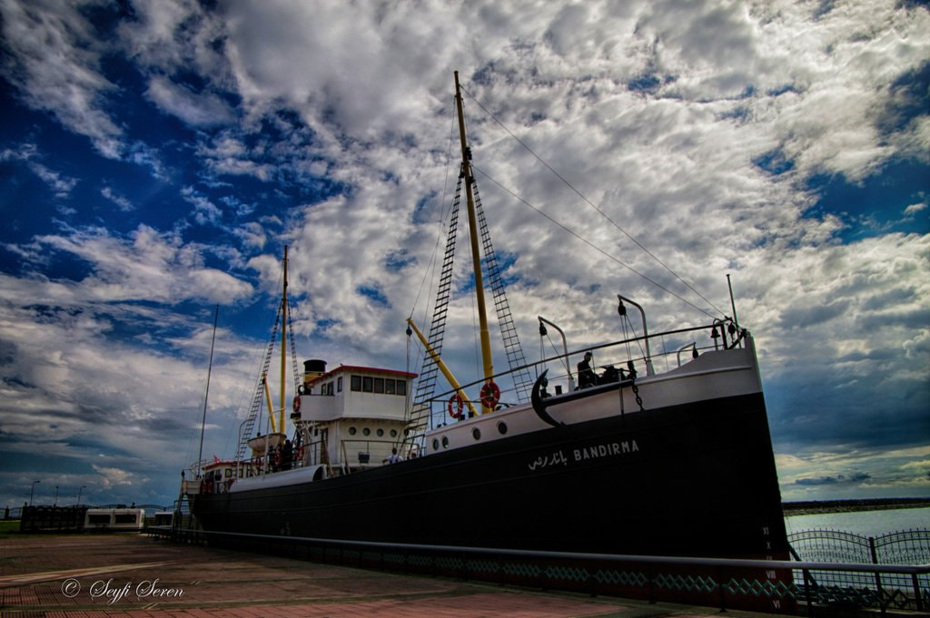 Pentax smc DA 16-45mm F4 ED AL sample photo. 19 mayıs . . . . photography
