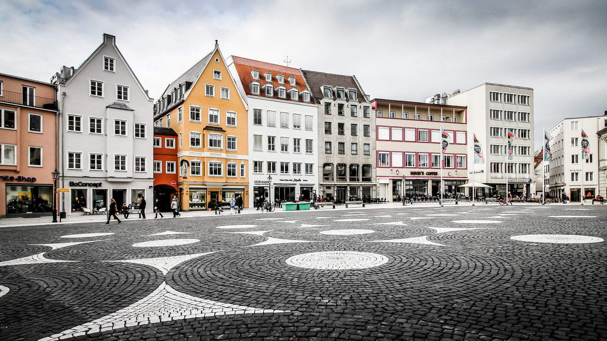 Canon EF-S 10-18mm F4.5–5.6 IS STM sample photo. Augsburg photography
