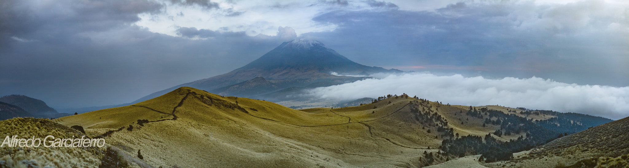 Canon EF 50mm F1.4 USM sample photo. Popocatépetl at sunset... photography
