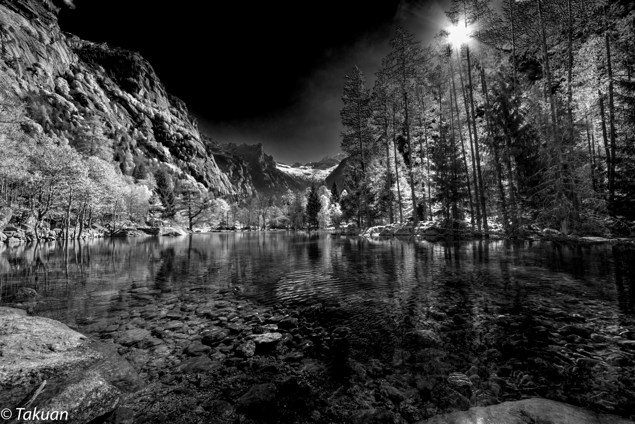 Sigma 12-24mm F4.5-5.6 EX DG Aspherical HSM sample photo. Val di mello infrared photography