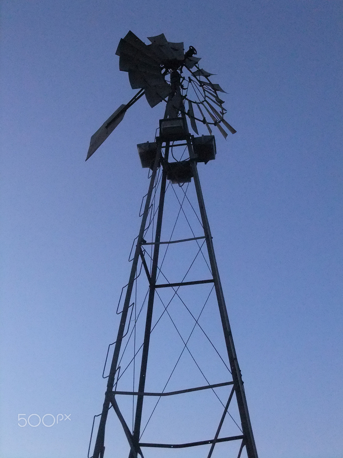 FujiFilm FinePix F300EXR (FinePix F305EXR) sample photo. Sunset on a windmill photography