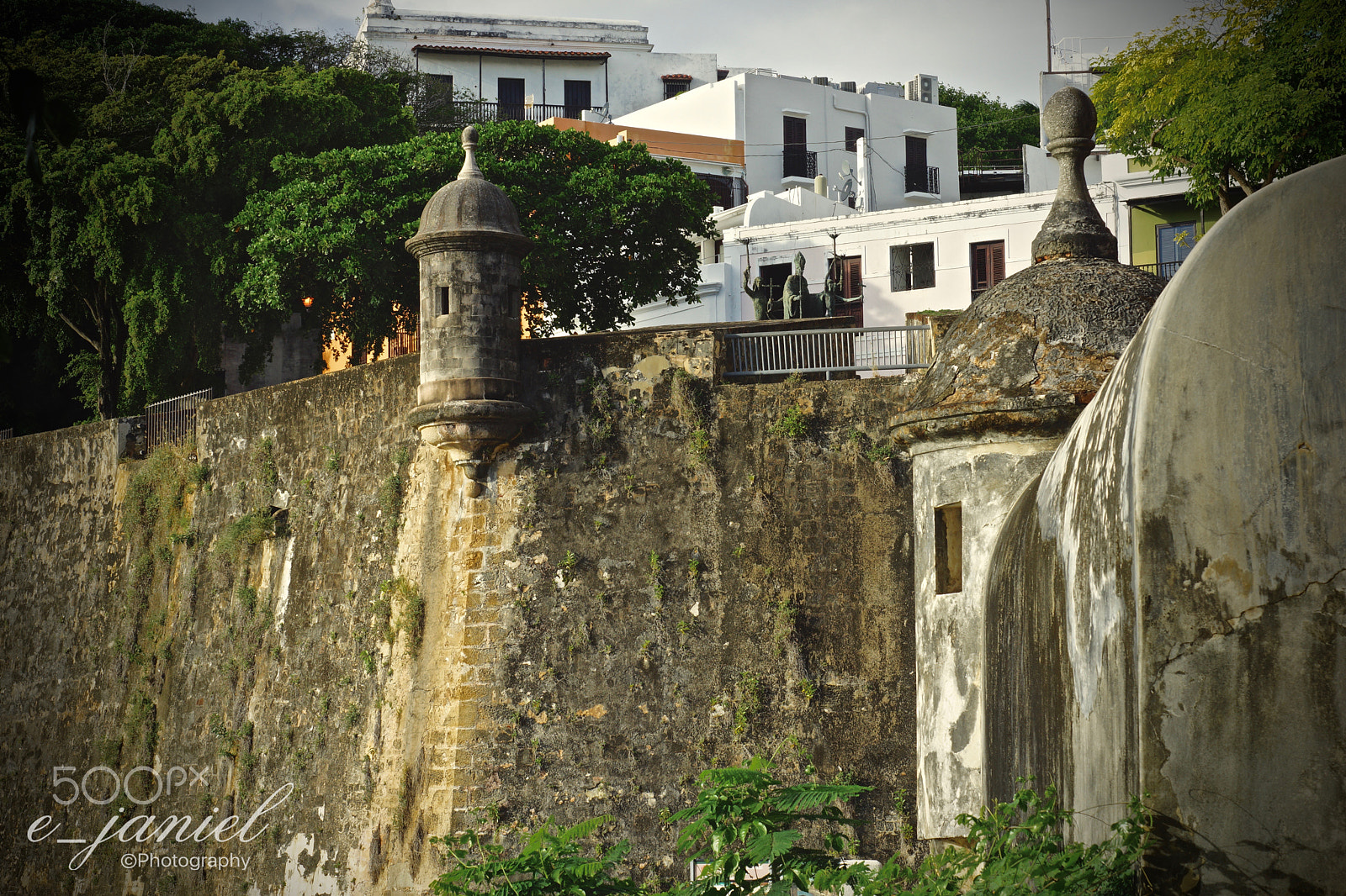 Sony SLT-A77 + Minolta AF 50mm F1.7 New sample photo. Fort san juan photography