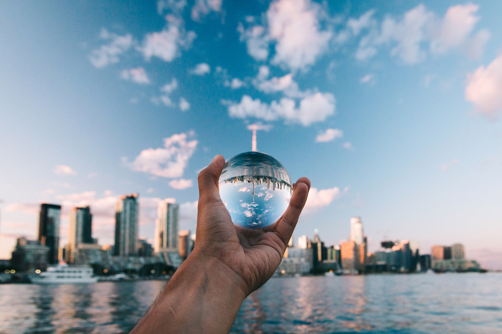 The world in the palm of your hands by Anthony Sotomayor on 500px.com
