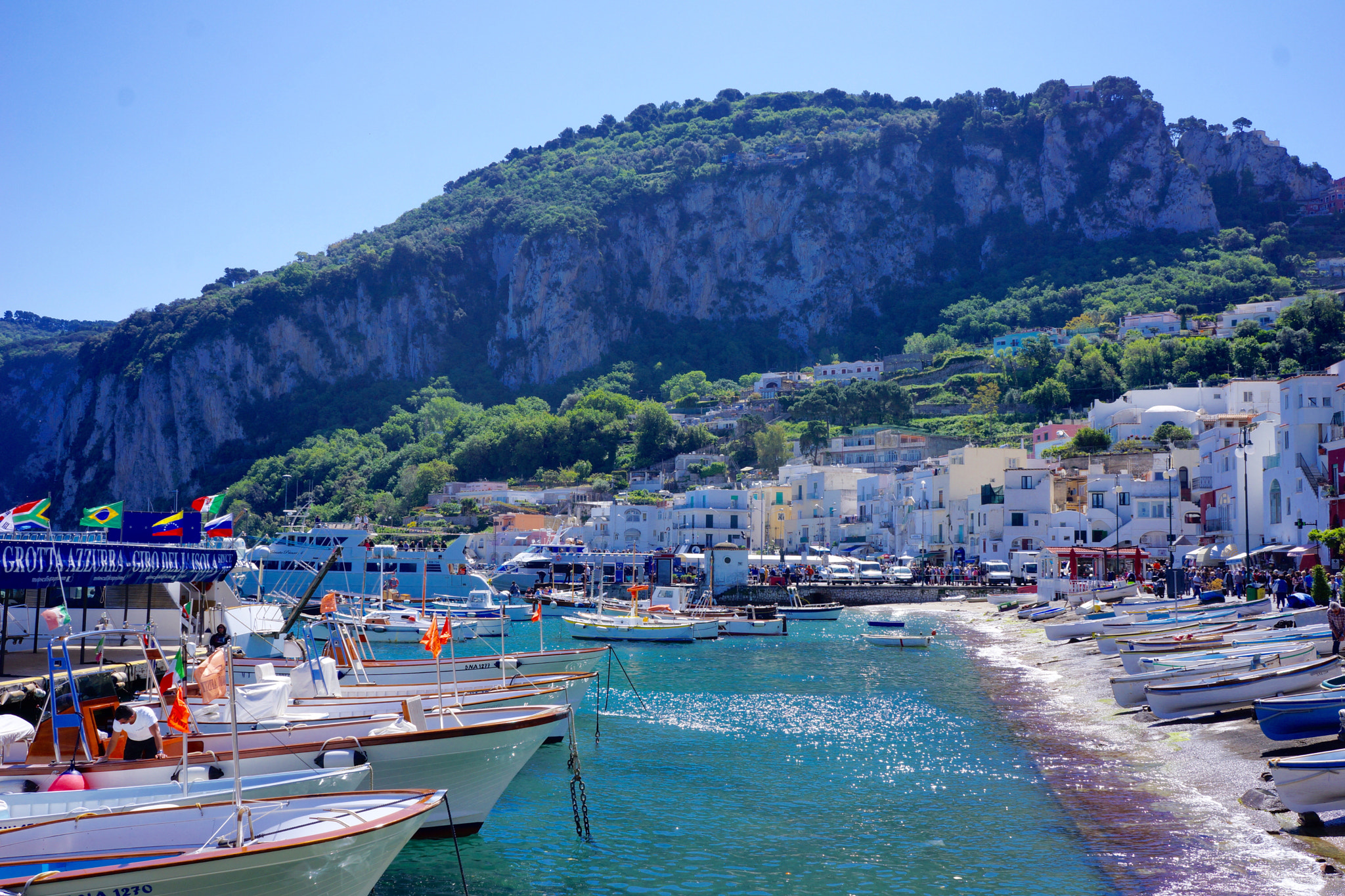 Sony Alpha NEX-7 + Tamron 18-200mm F3.5-6.3 Di III VC sample photo. Capri! photography