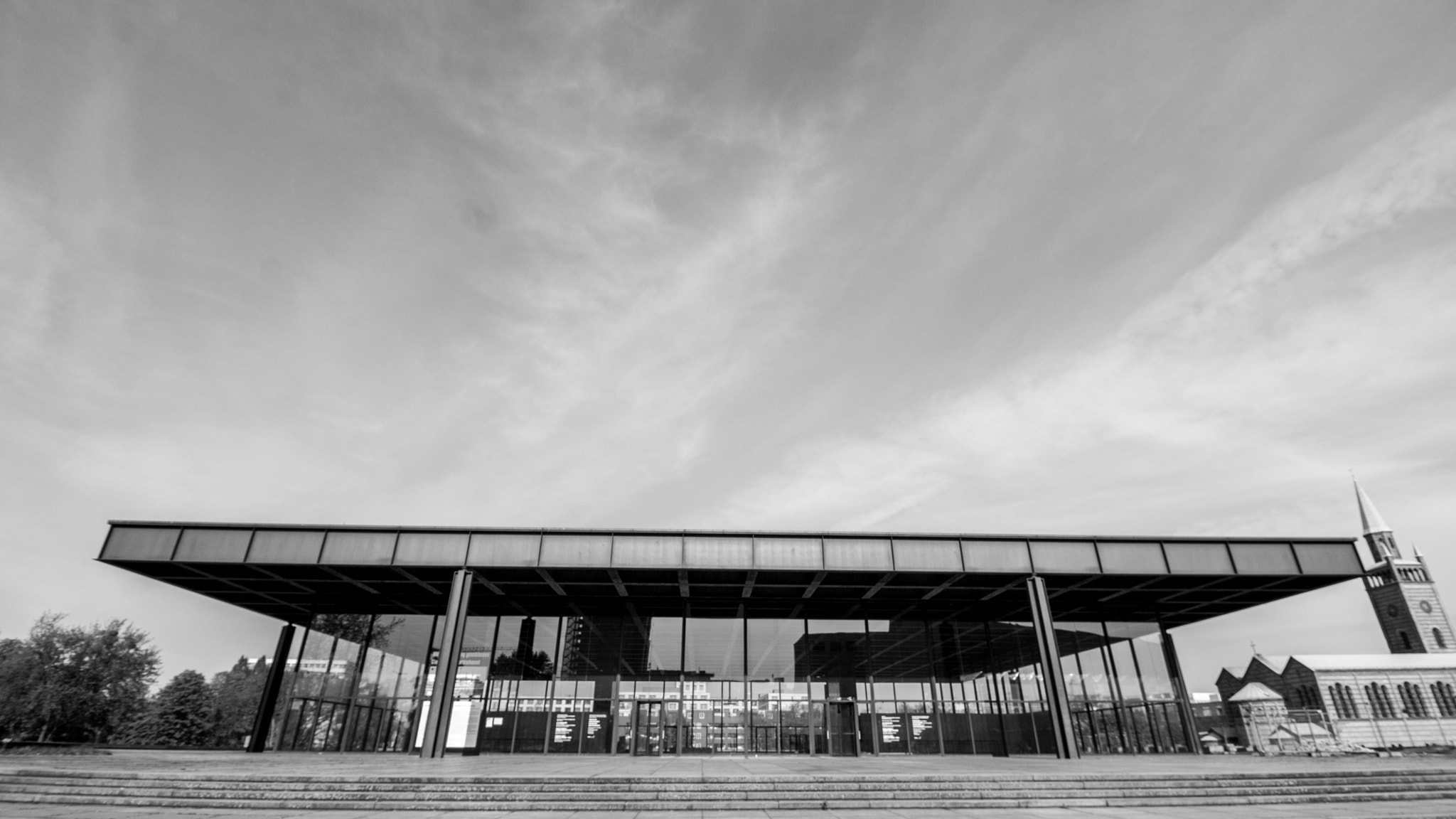Canon EF-S 10-18mm F4.5–5.6 IS STM sample photo. ...van der rohe photography