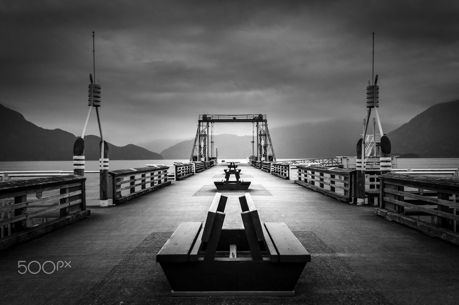 Sony Alpha a5000 (ILCE 5000) + Sigma 19mm F2.8 EX DN sample photo. The cove photography