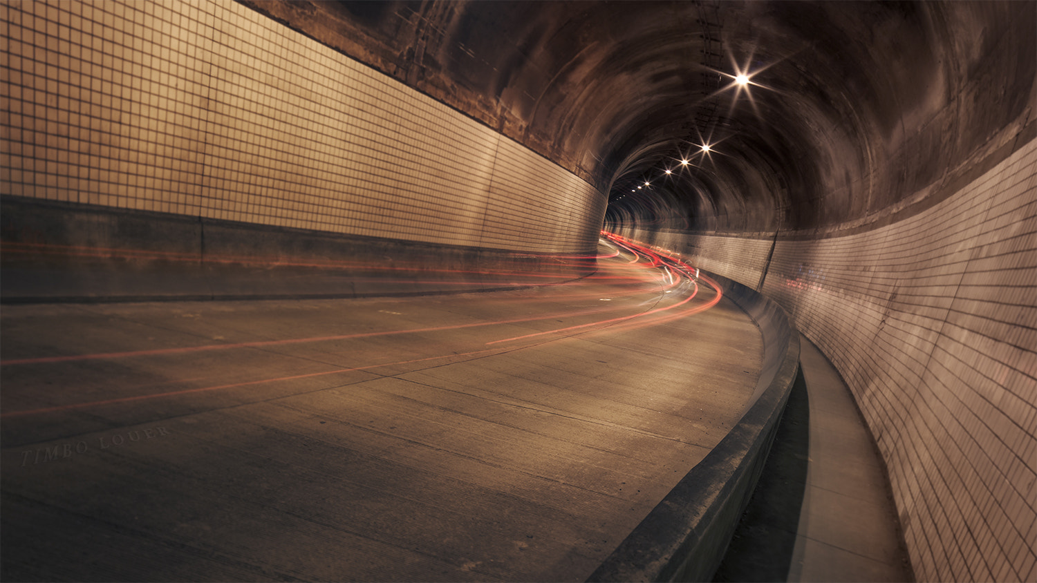 Canon TS-E 24.0mm f/3.5 L II sample photo. The armstrong tunnel photography