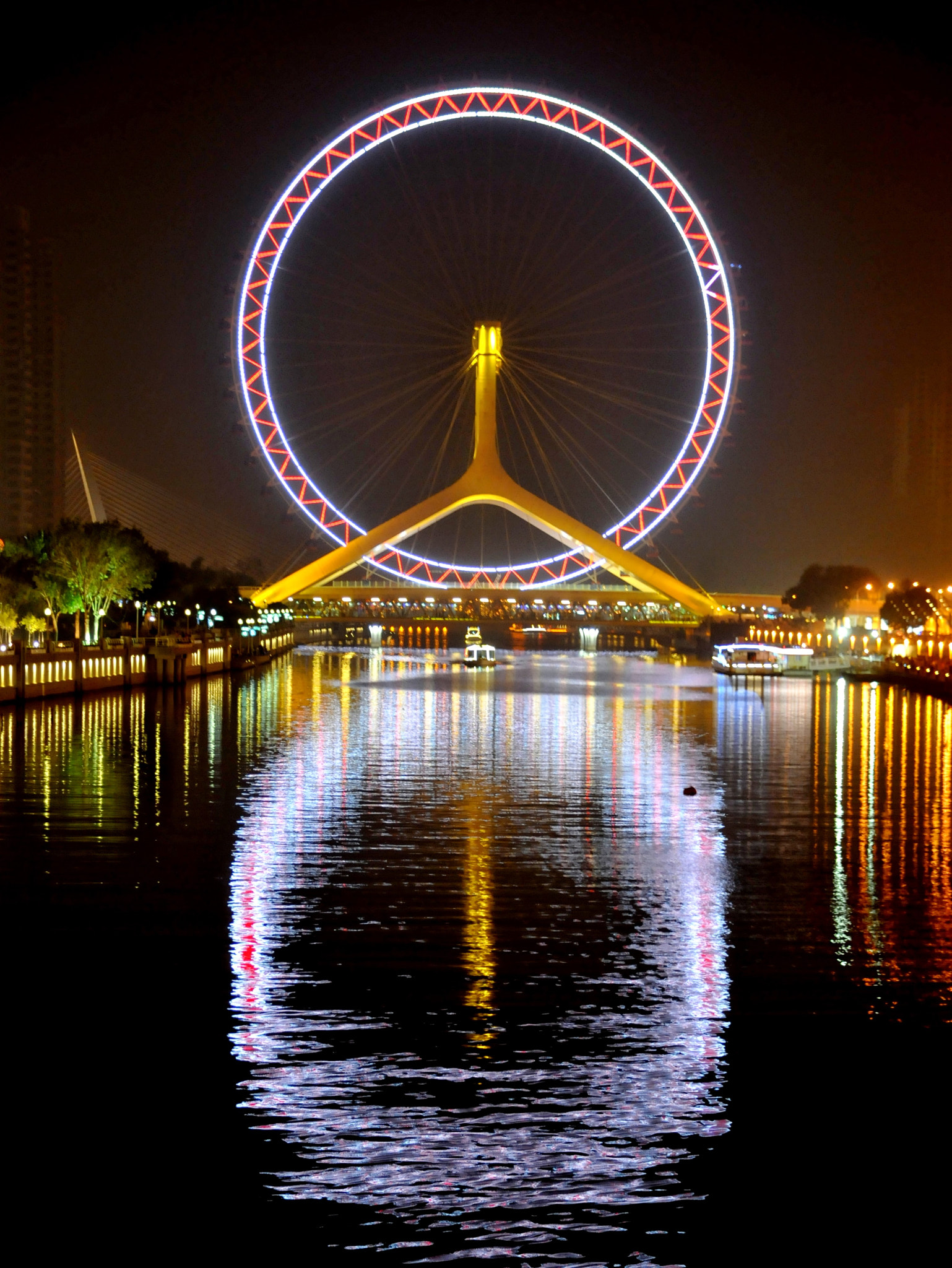 Sigma 18-200mm F3.5-6.3 DC OS HSM sample photo. China tianjin photography