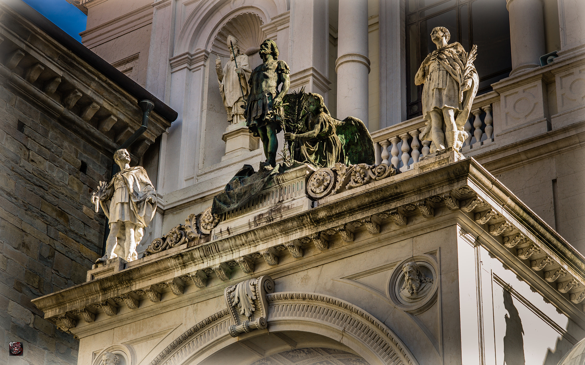 Leica APO-Summicron-M 90mm F2 ASPH sample photo. North italy: bergamo impressions - portal of duomo di bergamo photography