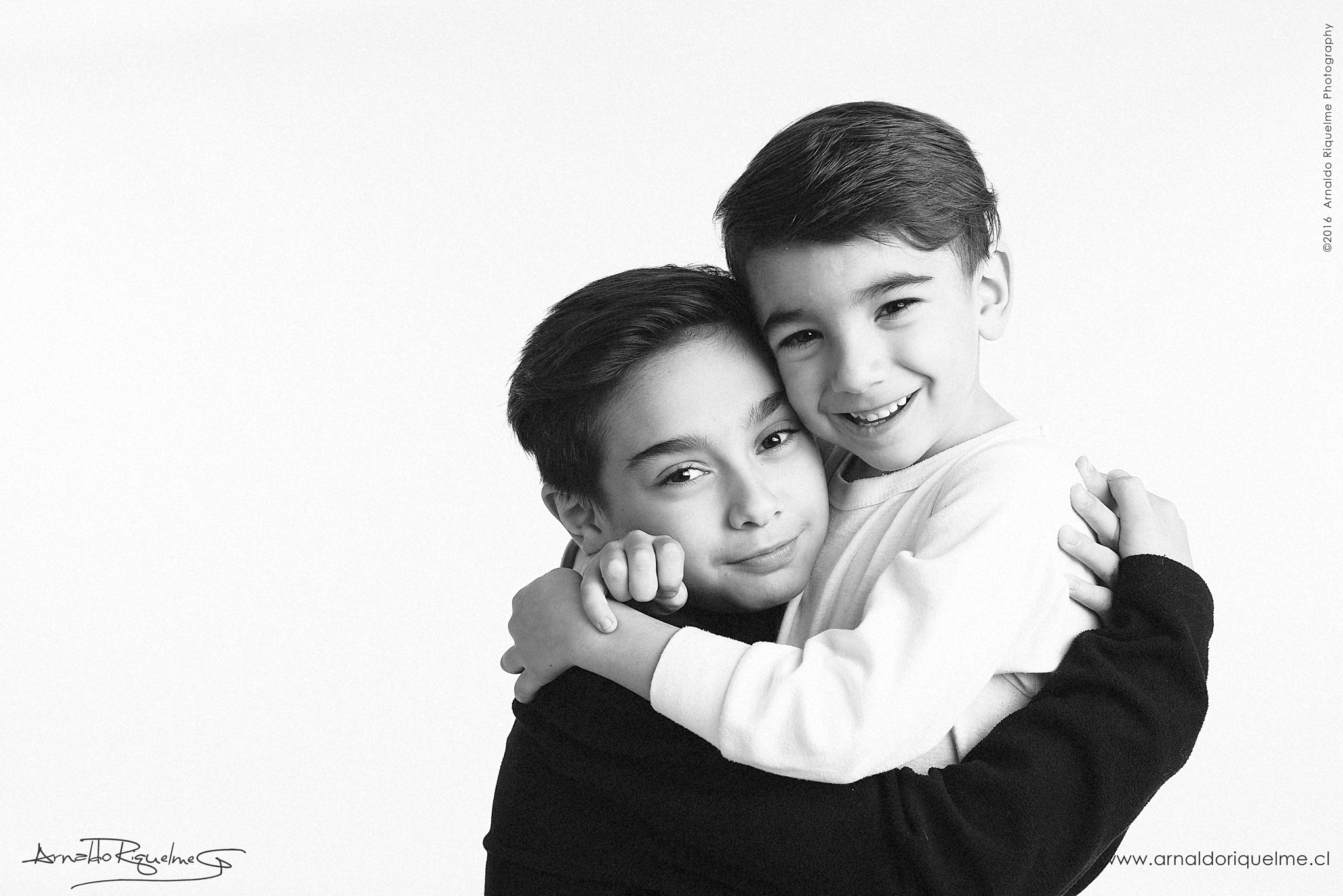 Nikon D800 + AF Zoom-Nikkor 35-70mm f/2.8D sample photo. Brothers - bn_01 photography