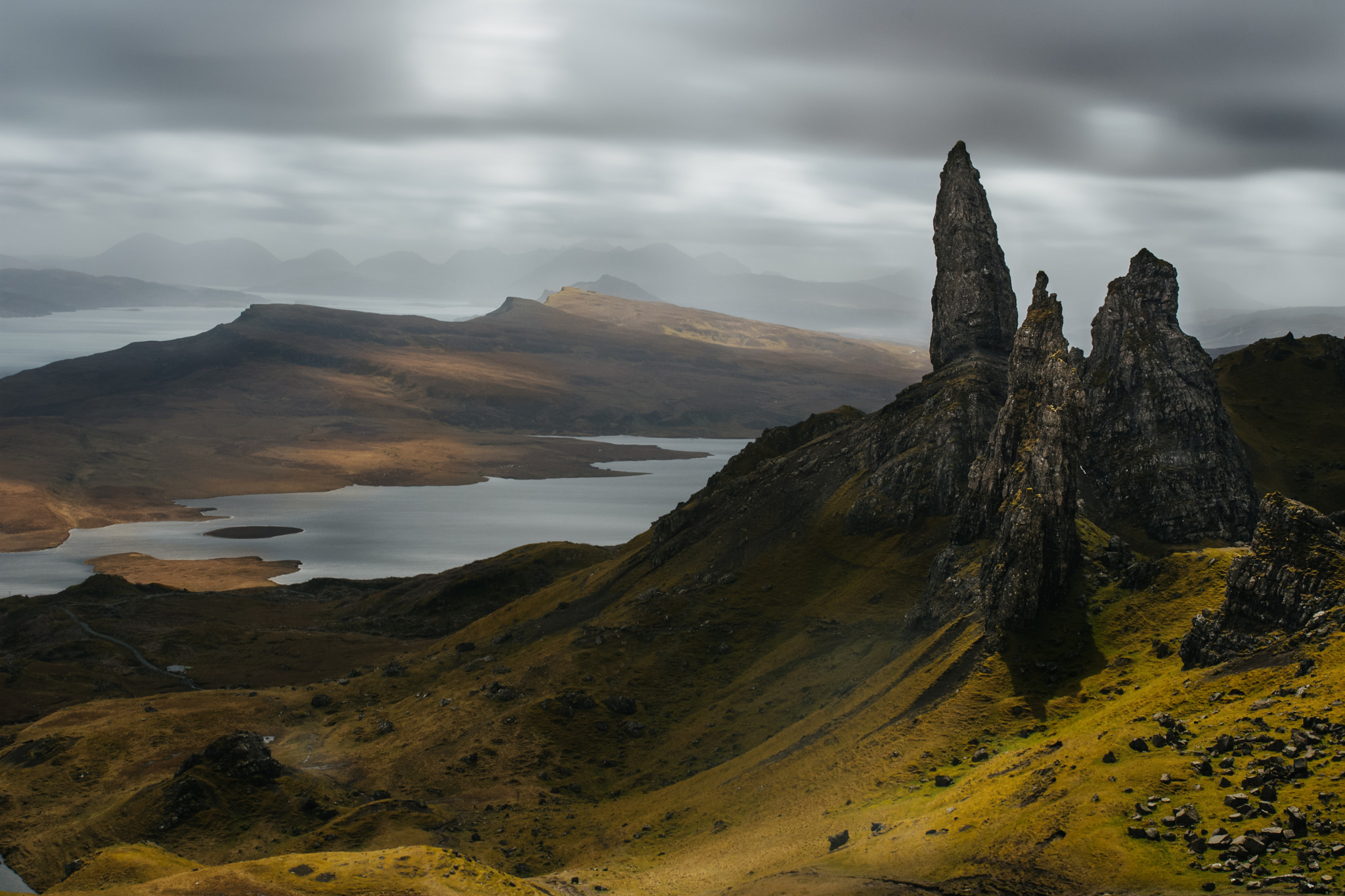 Nikon D7200 + Sigma 35mm F1.4 DG HSM Art sample photo. Old man of storr ii photography