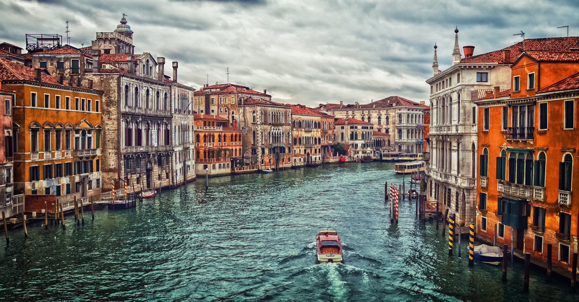 Pentax K-5 IIs sample photo. Venezia canal grande photography