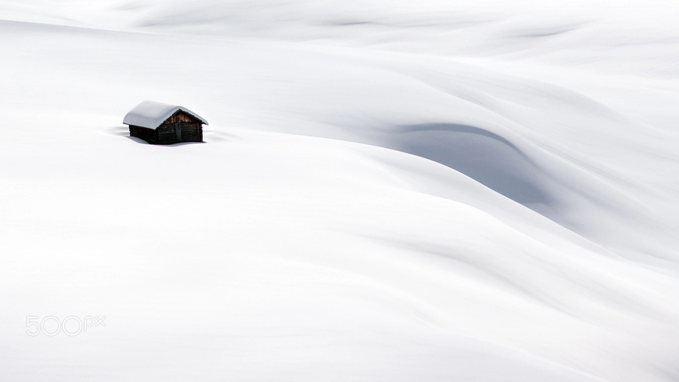 Sony Alpha DSLR-A900 sample photo. Hut in snow (16x9 version) photography