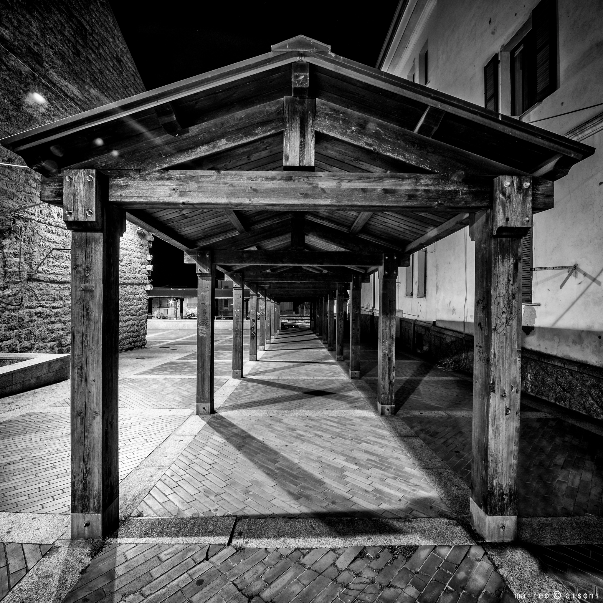 Sigma 12-24mm F4.5-5.6 EX DG Aspherical HSM sample photo. Geometrie  photography