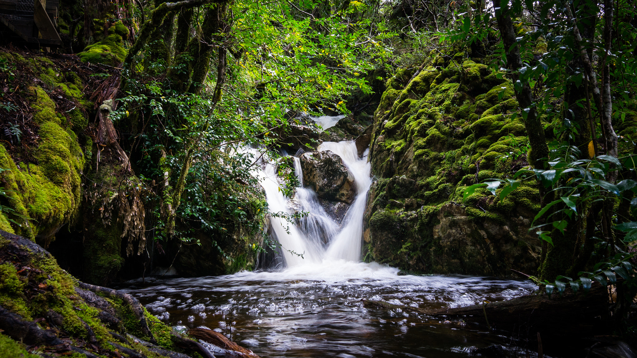 Sony Alpha NEX-5N + Sigma 19mm F2.8 EX DN sample photo. Secret waterfall photography
