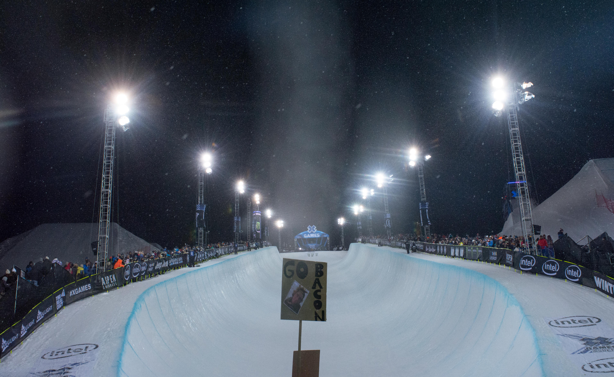 Nikon AF-S Nikkor 28-70mm F2.8 ED-IF sample photo. Halfpipe photography