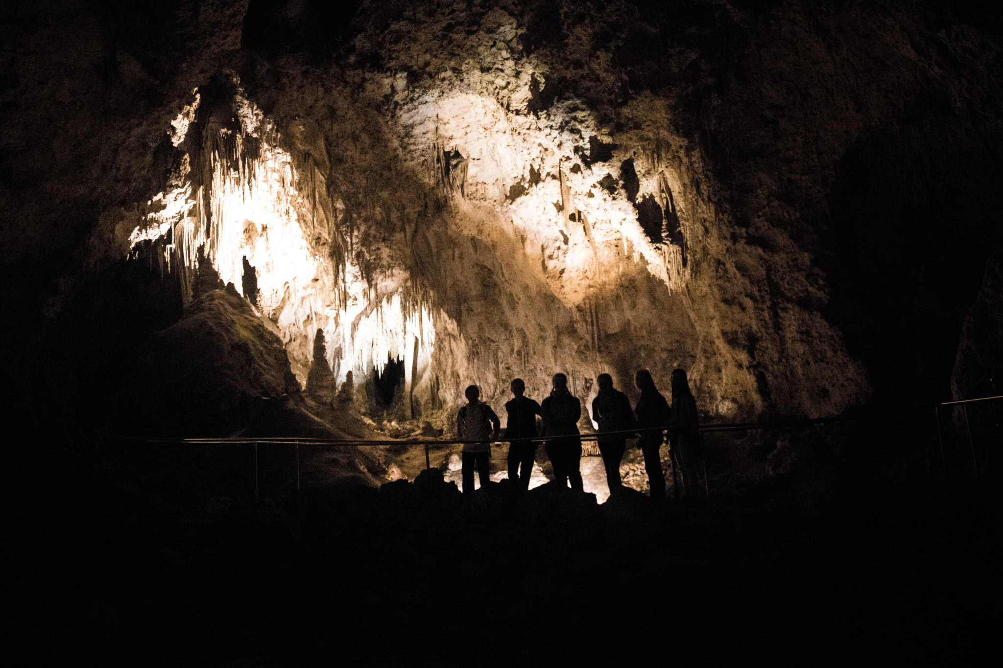 Canon EOS 750D (EOS Rebel T6i / EOS Kiss X8i) sample photo. Carlsbad cavern photography
