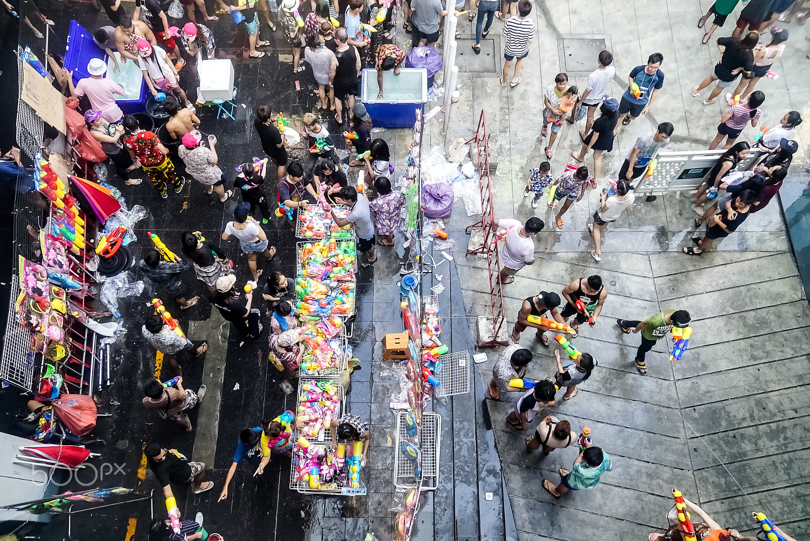 Sony a7S + Sony Vario-Tessar T* E 16-70mm F4 ZA OSS sample photo. Top angle view from songkran festival in downtown thailand. photography