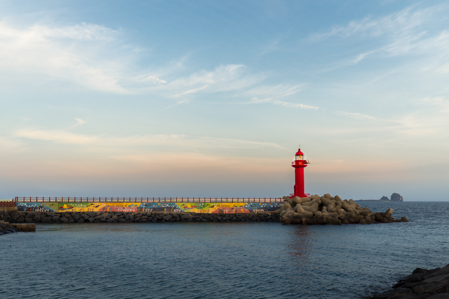 Sony a7 II + ZEISS Batis 25mm F2 sample photo. Lighthouse photography