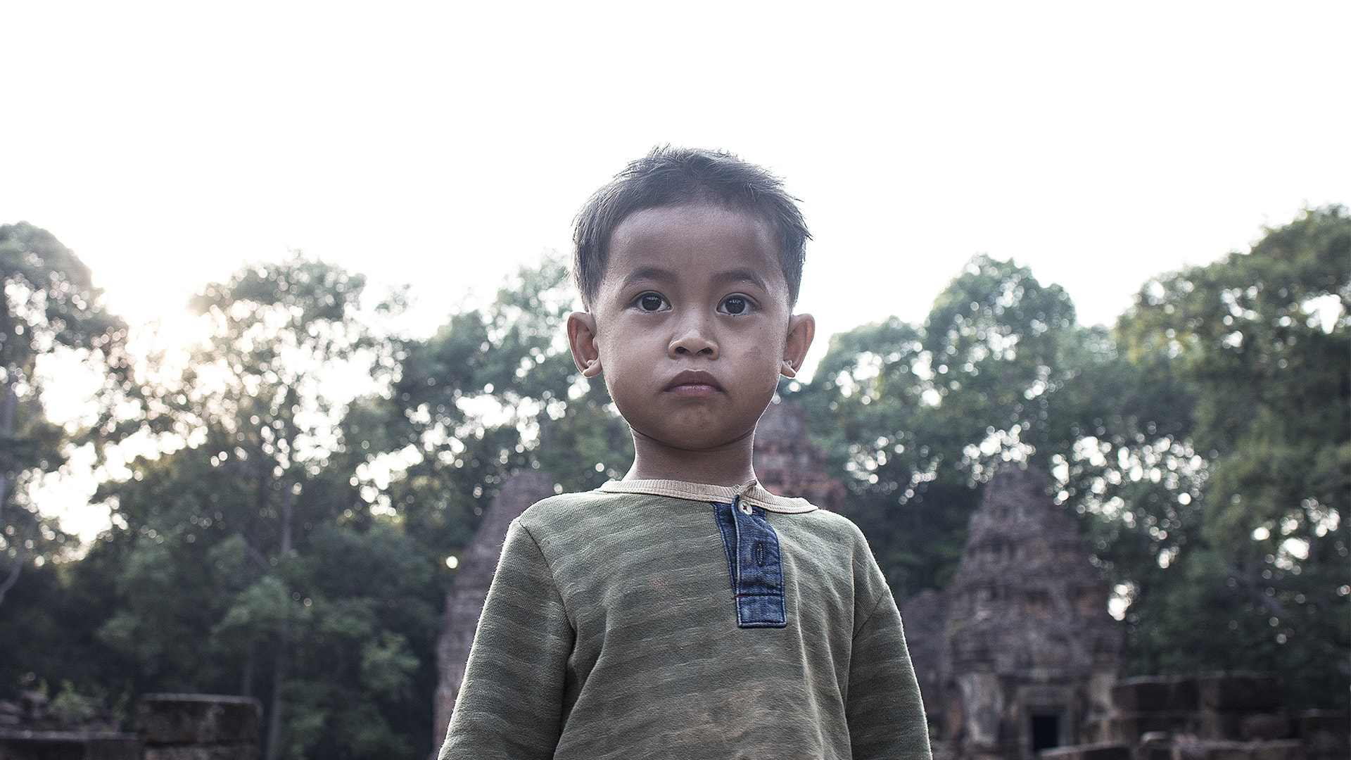 Canon EF 24mm F2.8 IS USM sample photo. The boy photography