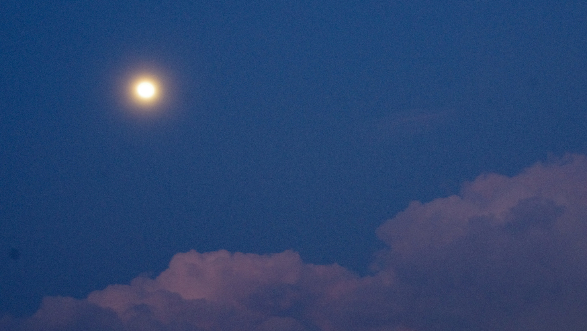 smc PENTAX-F 35-70mm F3.5-4.5 sample photo. Before storm photography