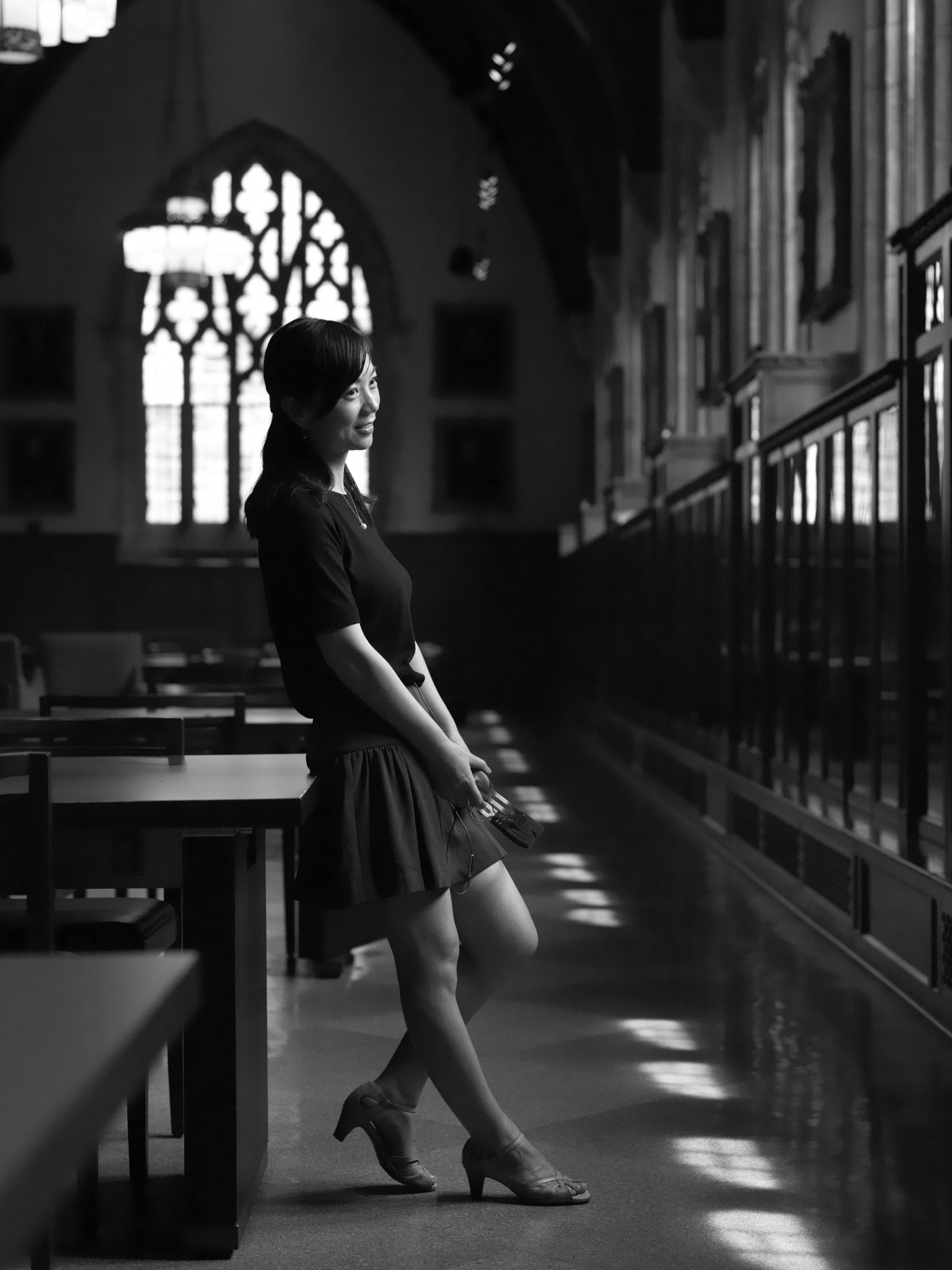 Hasselblad H3D-39 sample photo. Chinese girl  in the library photography