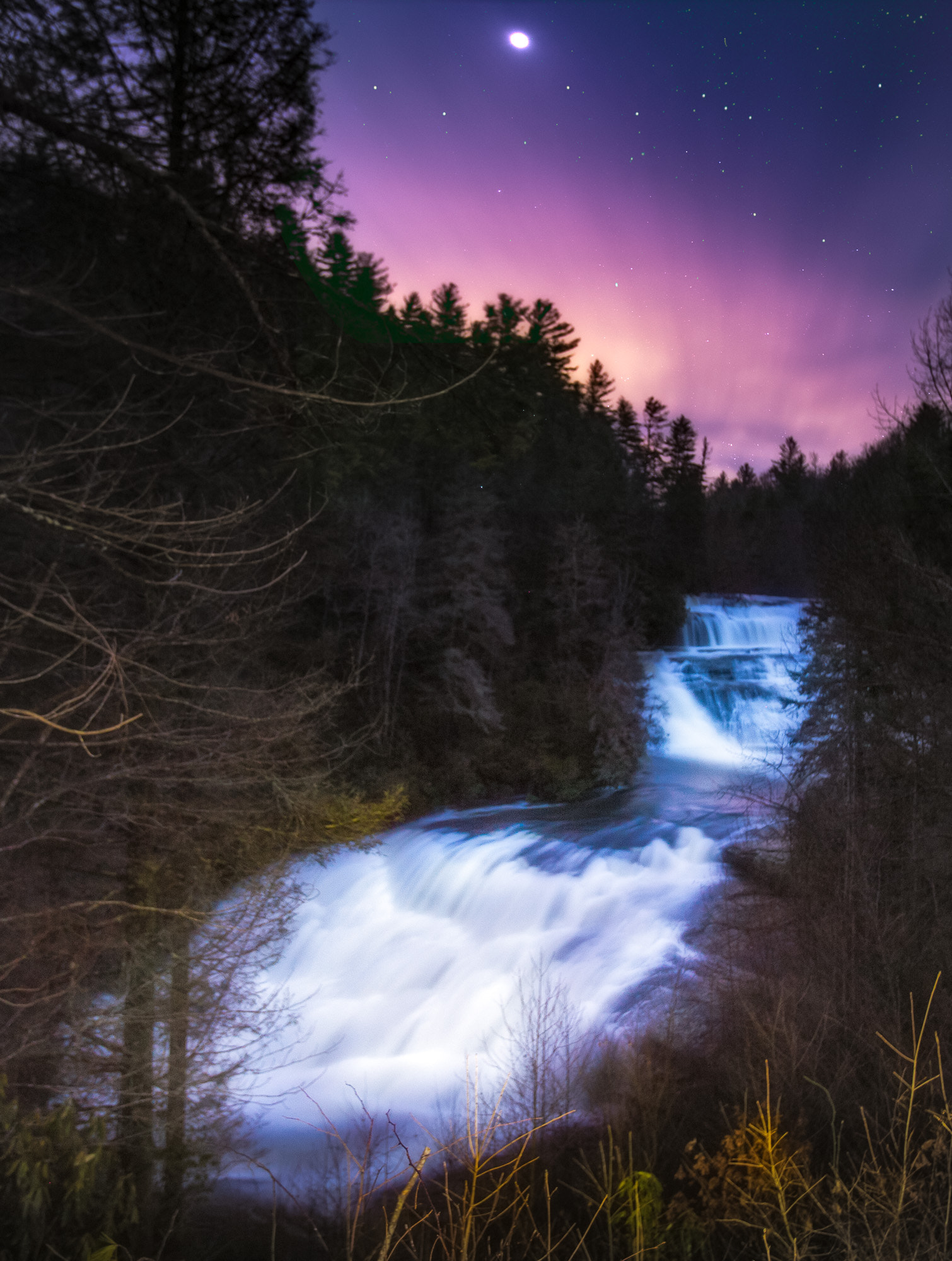 Canon EOS 6D + Canon EF 16-35mm F2.8L USM sample photo. Moon over dupont triple falls photography