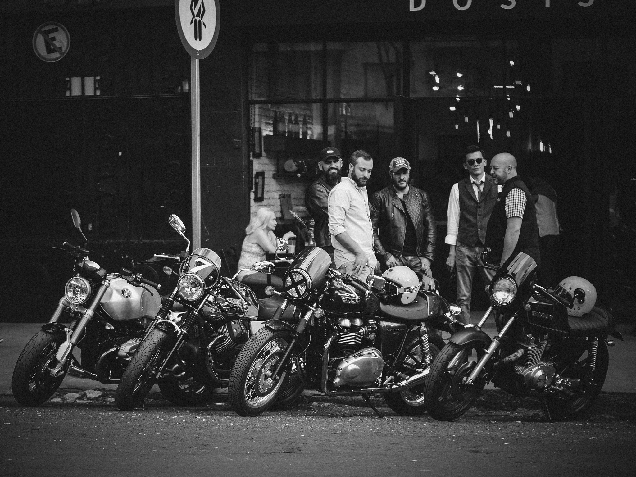 Panasonic Leica DG Nocticron 42.5mm F1.2 ASPH OIS sample photo. Motorette club photography