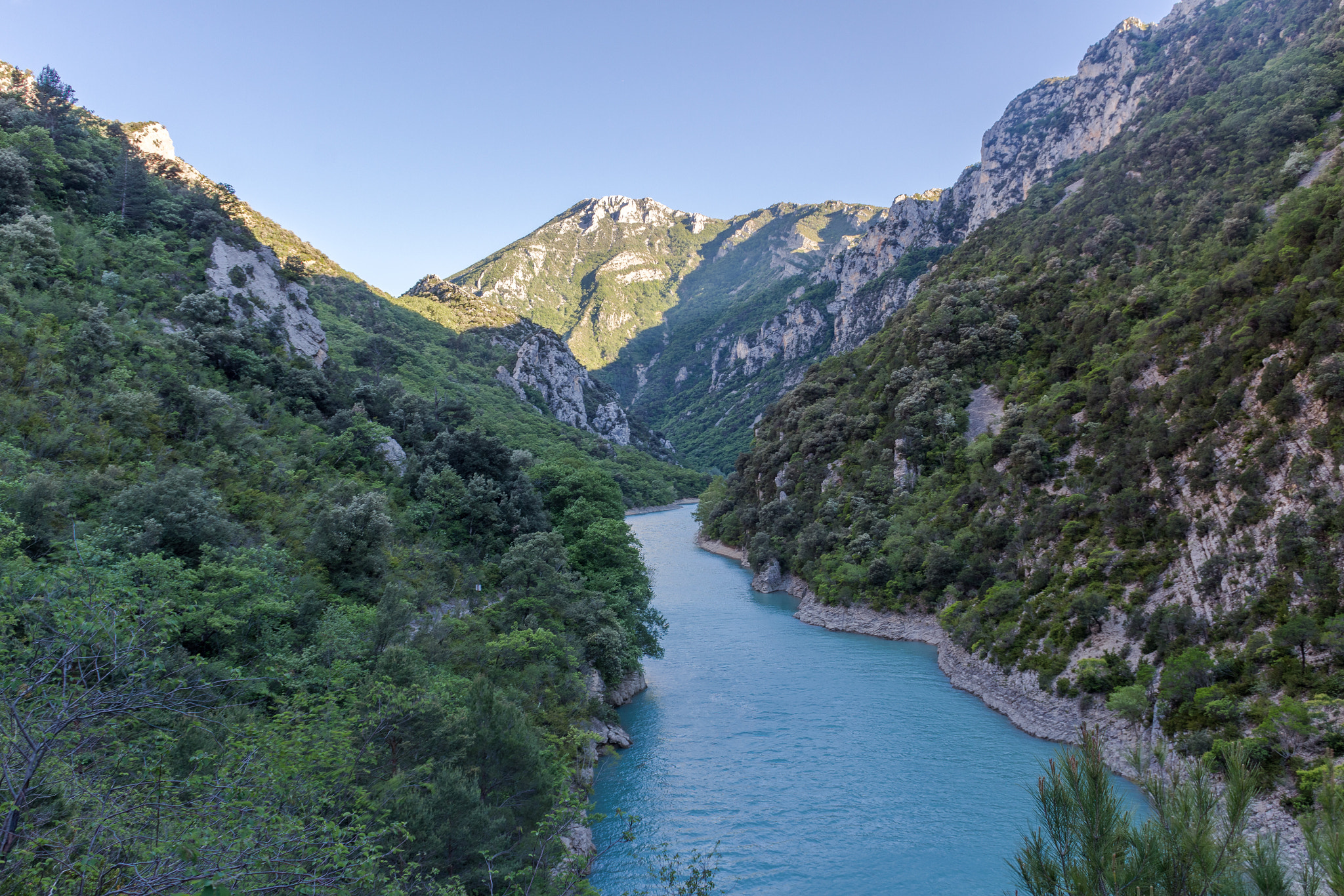 Canon EOS 60D + Sigma 18-50mm F2.8-4.5 DC OS HSM sample photo. Verdon - canyon photography