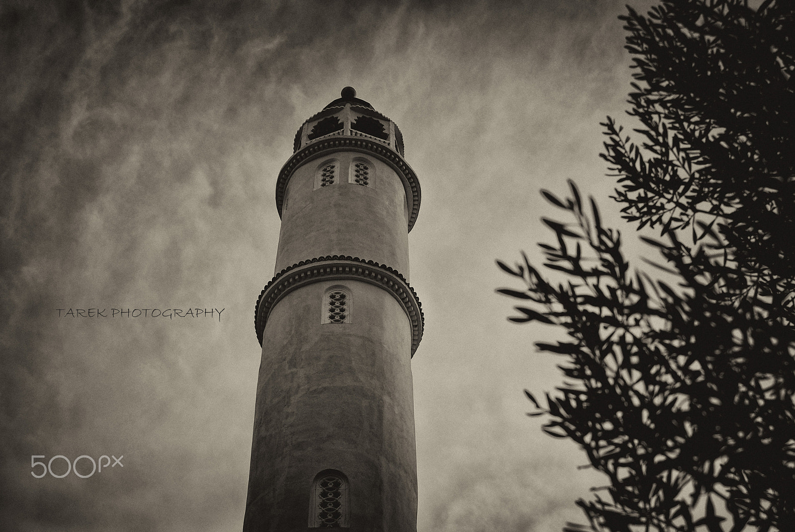 Nikon AF Nikkor 24-85mm F2.8-4D IF sample photo. Road to heaven photography