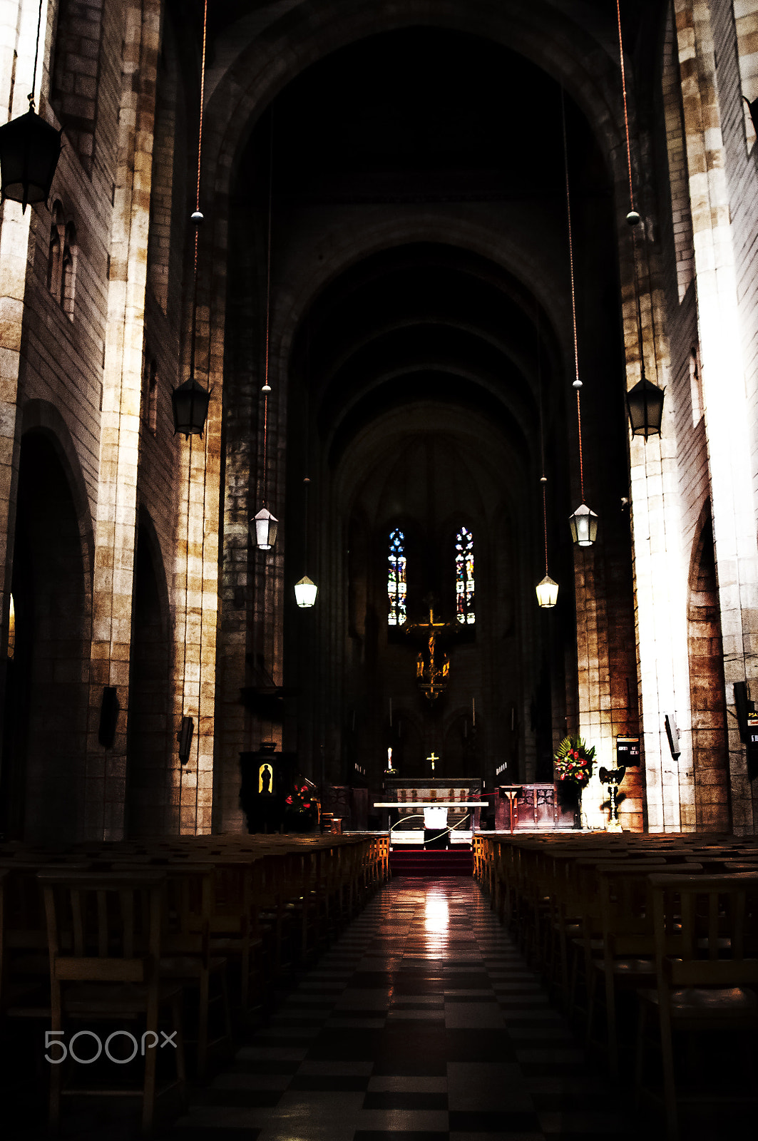 AF Zoom-Nikkor 24-120mm f/3.5-5.6D IF sample photo. St georges cathedral photography