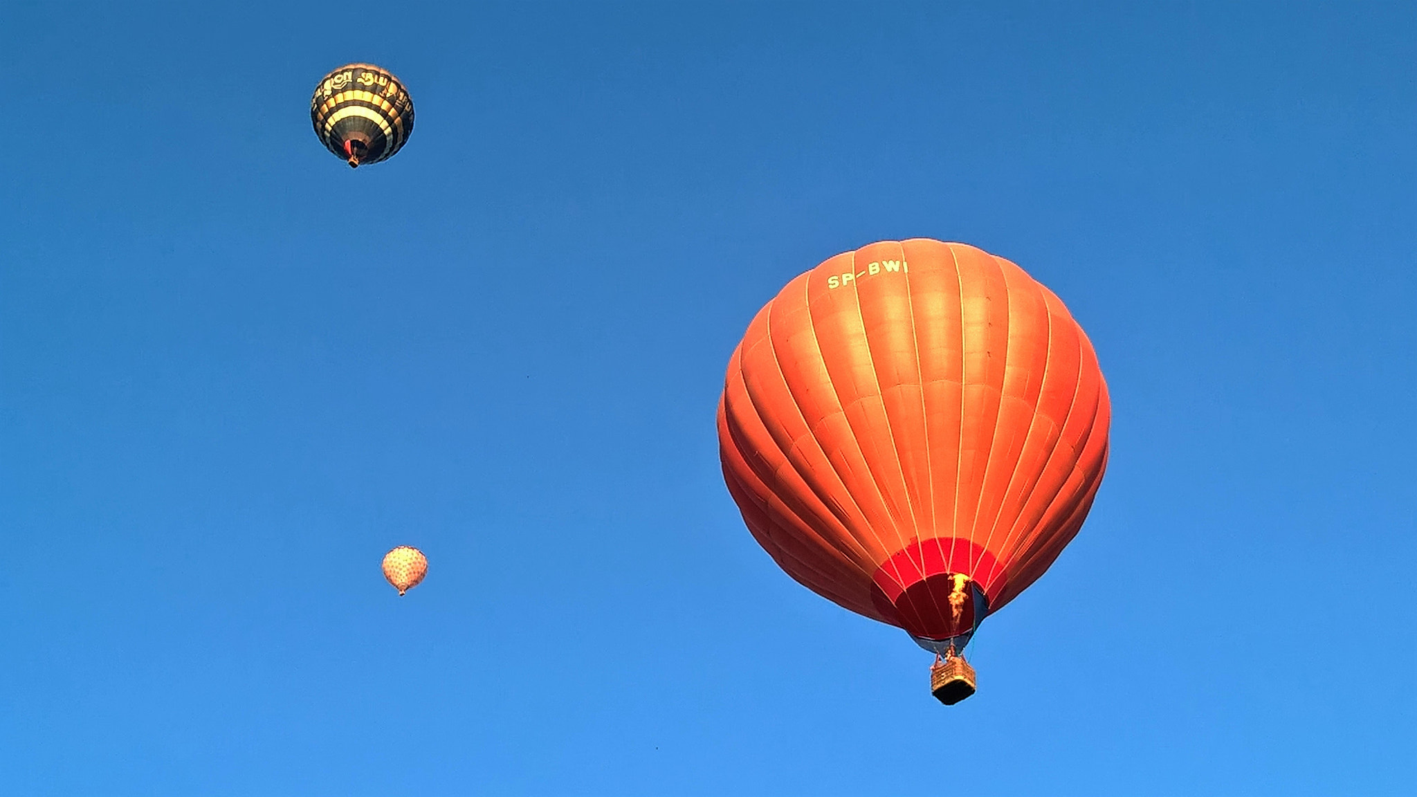 Microsoft Lumia 640 XL sample photo. Air balloons photography