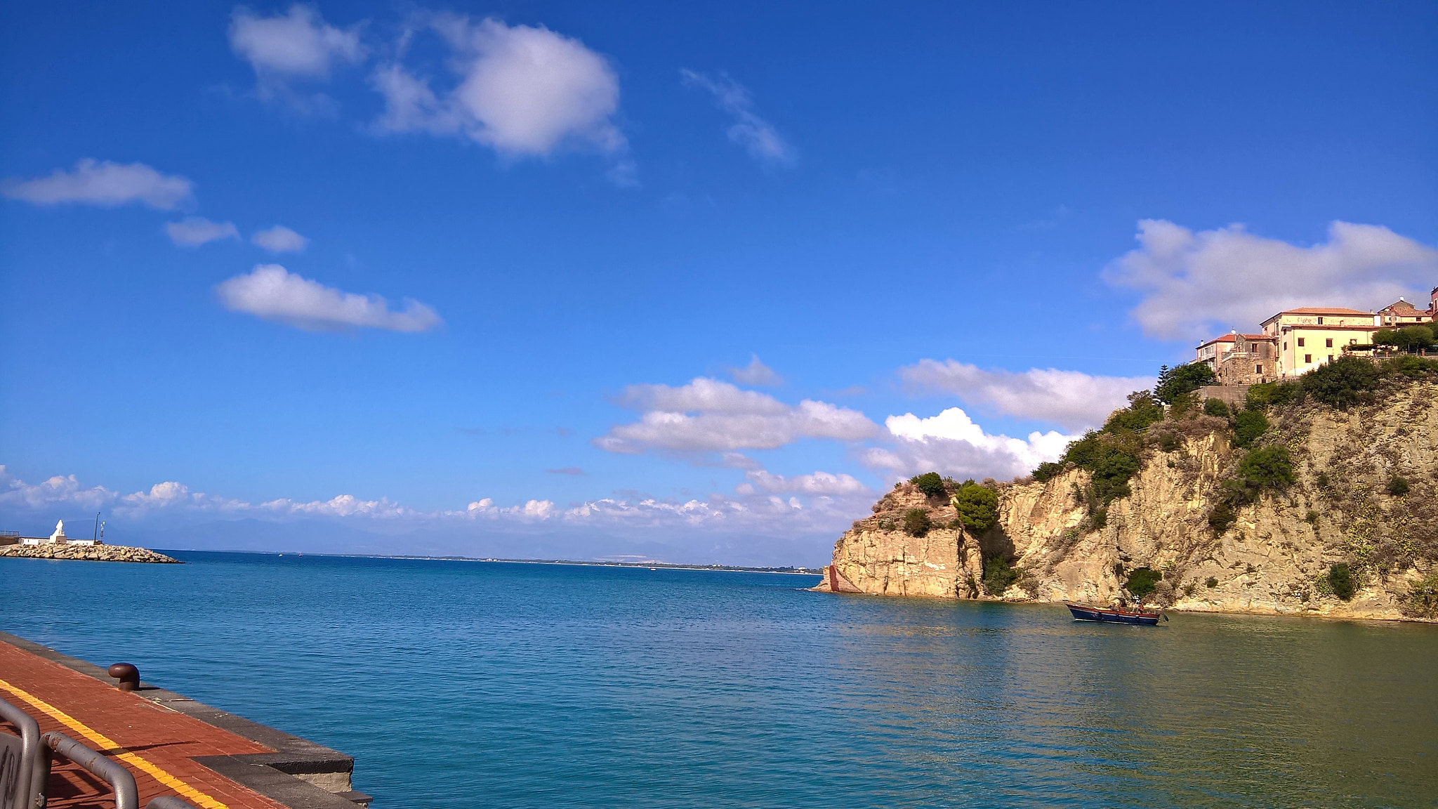 Microsoft Lumia 640 XL sample photo. Light blue landscape photography