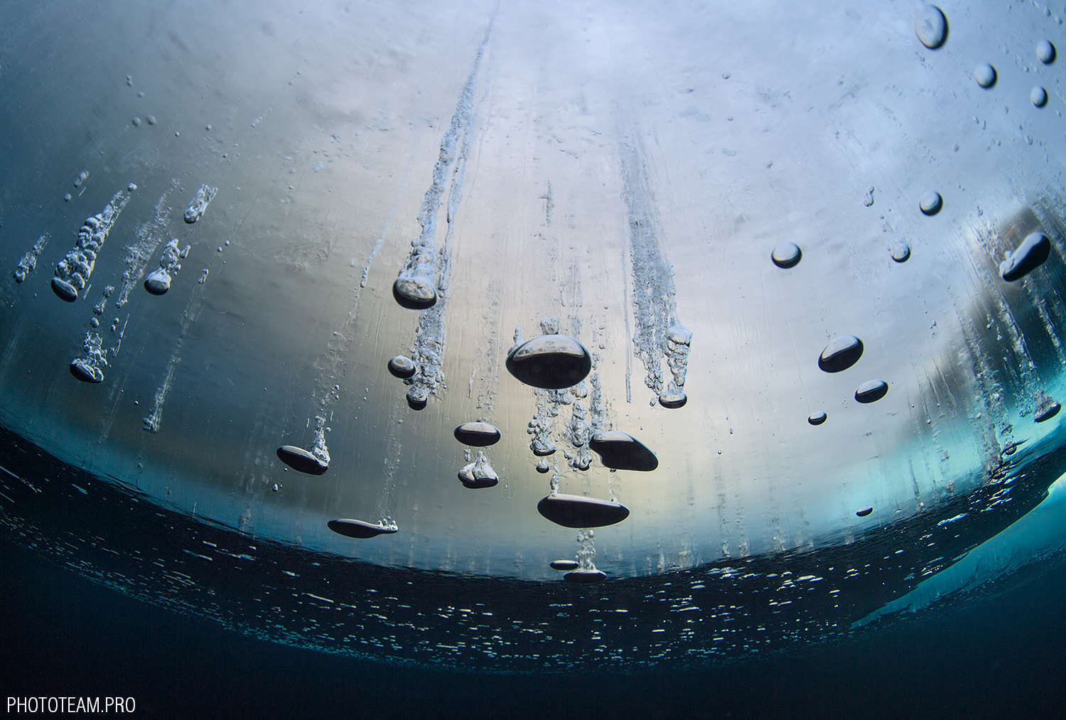 Nikon D4S + Nikon AF Fisheye-Nikkor 16mm F2.8D sample photo. Inside ice photography