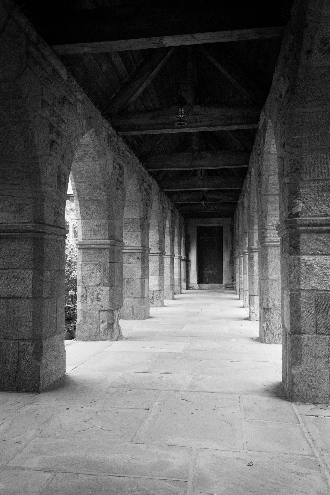 Canon EOS 650D (EOS Rebel T4i / EOS Kiss X6i) sample photo. Walkway photography