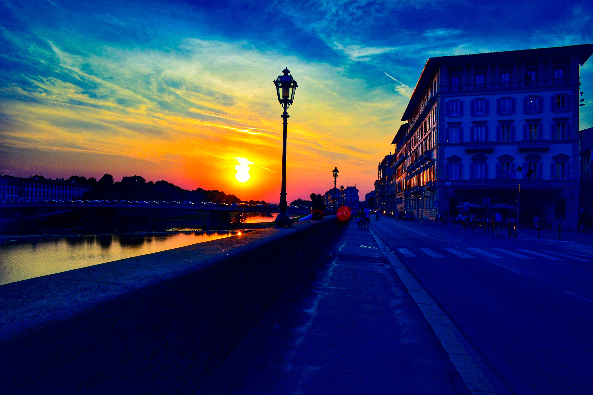 Sigma 70-200mm F2.8 EX DG Macro HSM II sample photo. A beautiful sunset in florence. photography