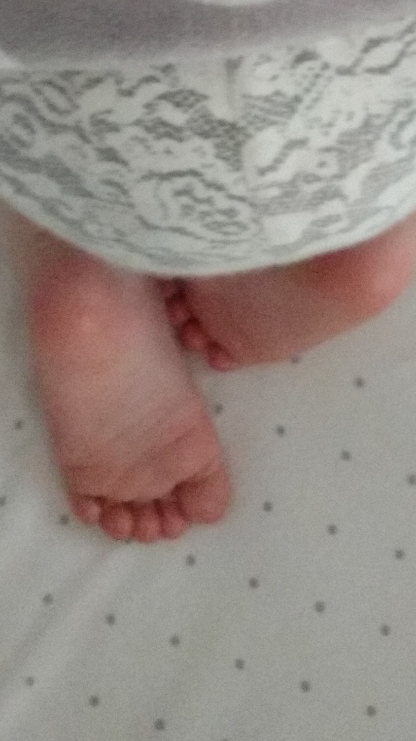 Motorola DROID MAXX 2 sample photo. Beautiful baby feet. photography