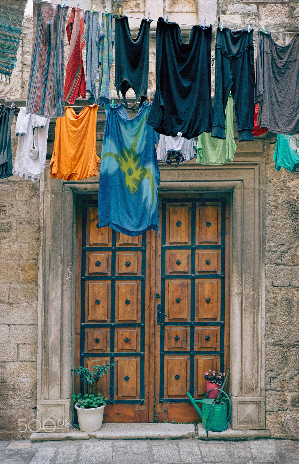 Sony a99 II + 24-70mm F2.8-2.8 SSM sample photo. Old world laundry day photography