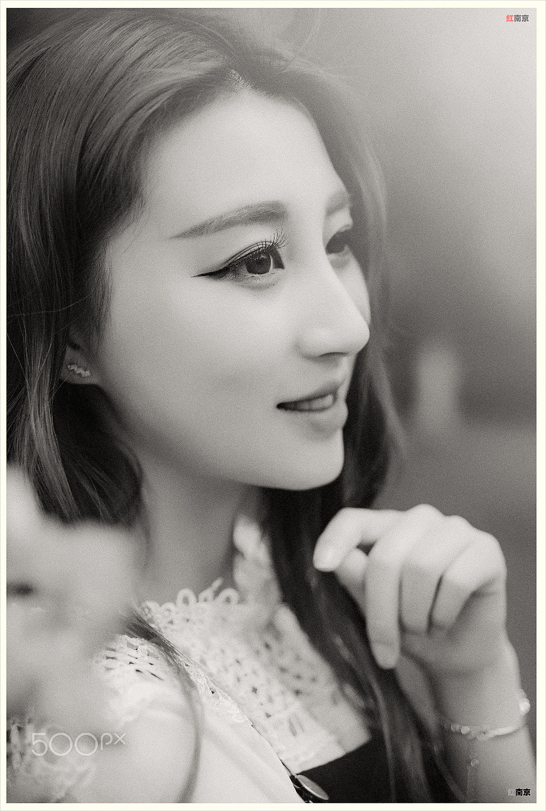 Sony Alpha DSLR-A900 + 24-70mm F2.8 sample photo. Beauty with a smile-1 photography