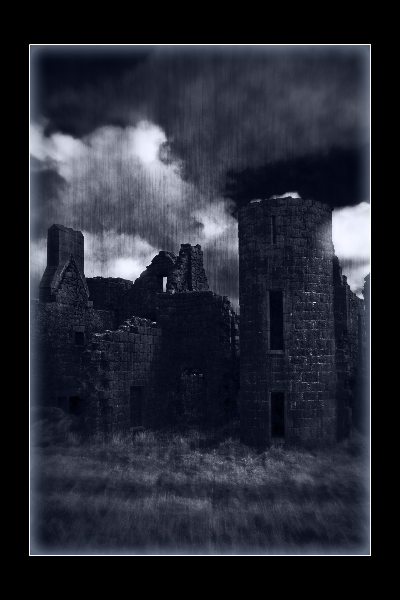 Canon EF 28-80mm f/3.5-5.6 sample photo. The haunting of slains castle photography