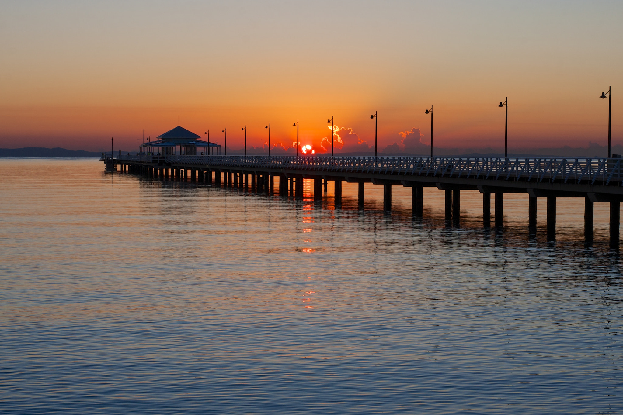 Sigma 50mm F1.4 EX DG HSM sample photo. Shorncliffe pier sunrise photography