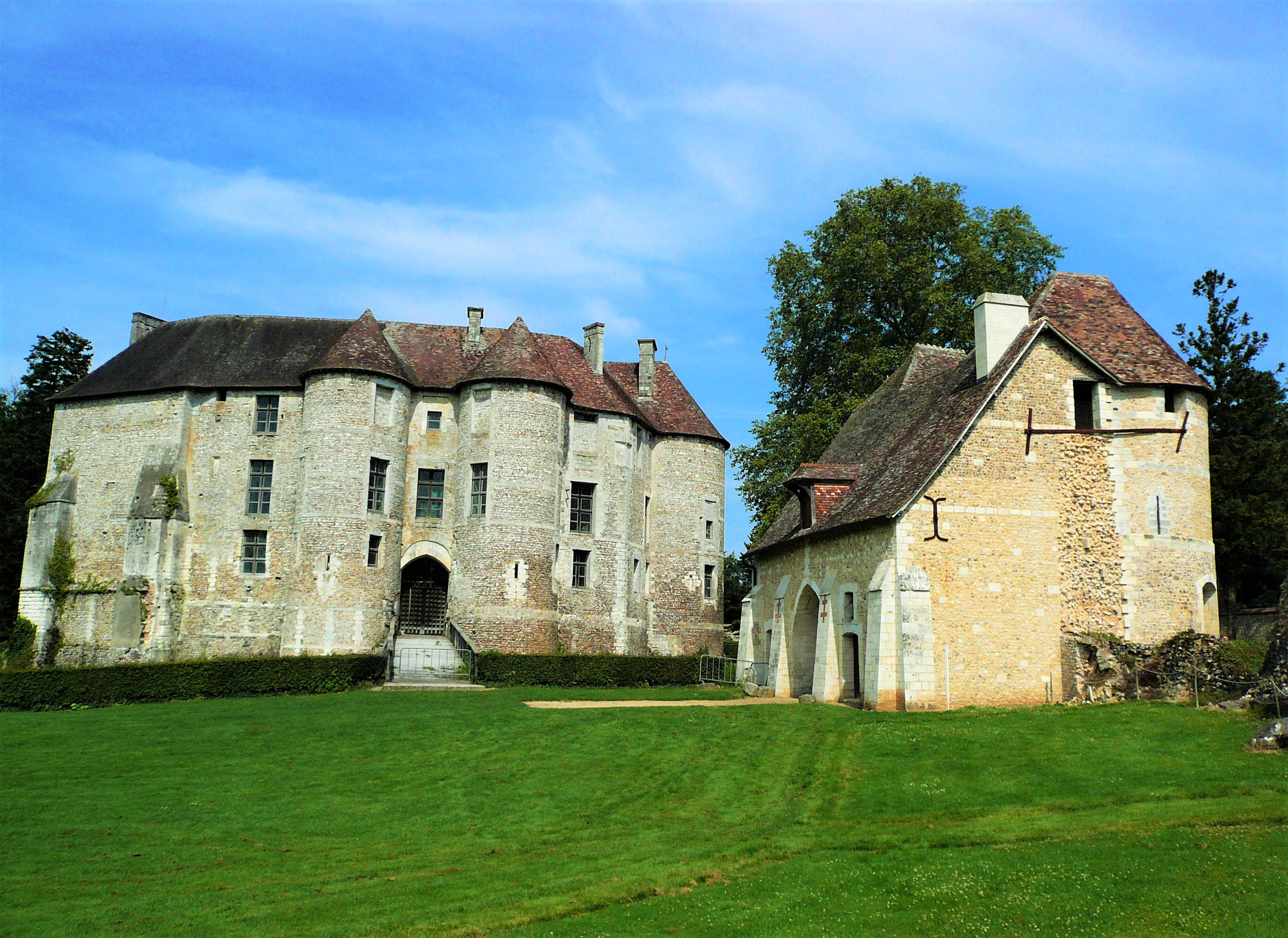 Panasonic DMC-FX07 sample photo. Chateau d'arcourt en normandie photography