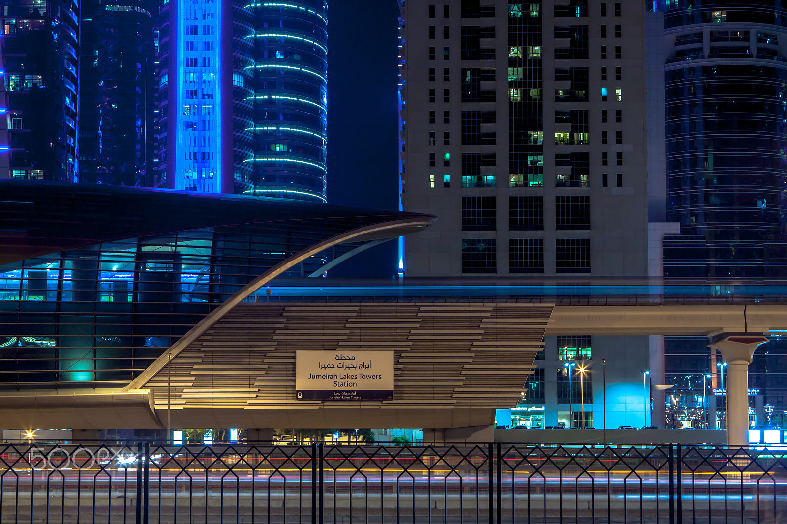 Canon EOS 500D (EOS Rebel T1i / EOS Kiss X3) + Canon EF 24-70mm F2.8L USM sample photo. Dubai metro photography