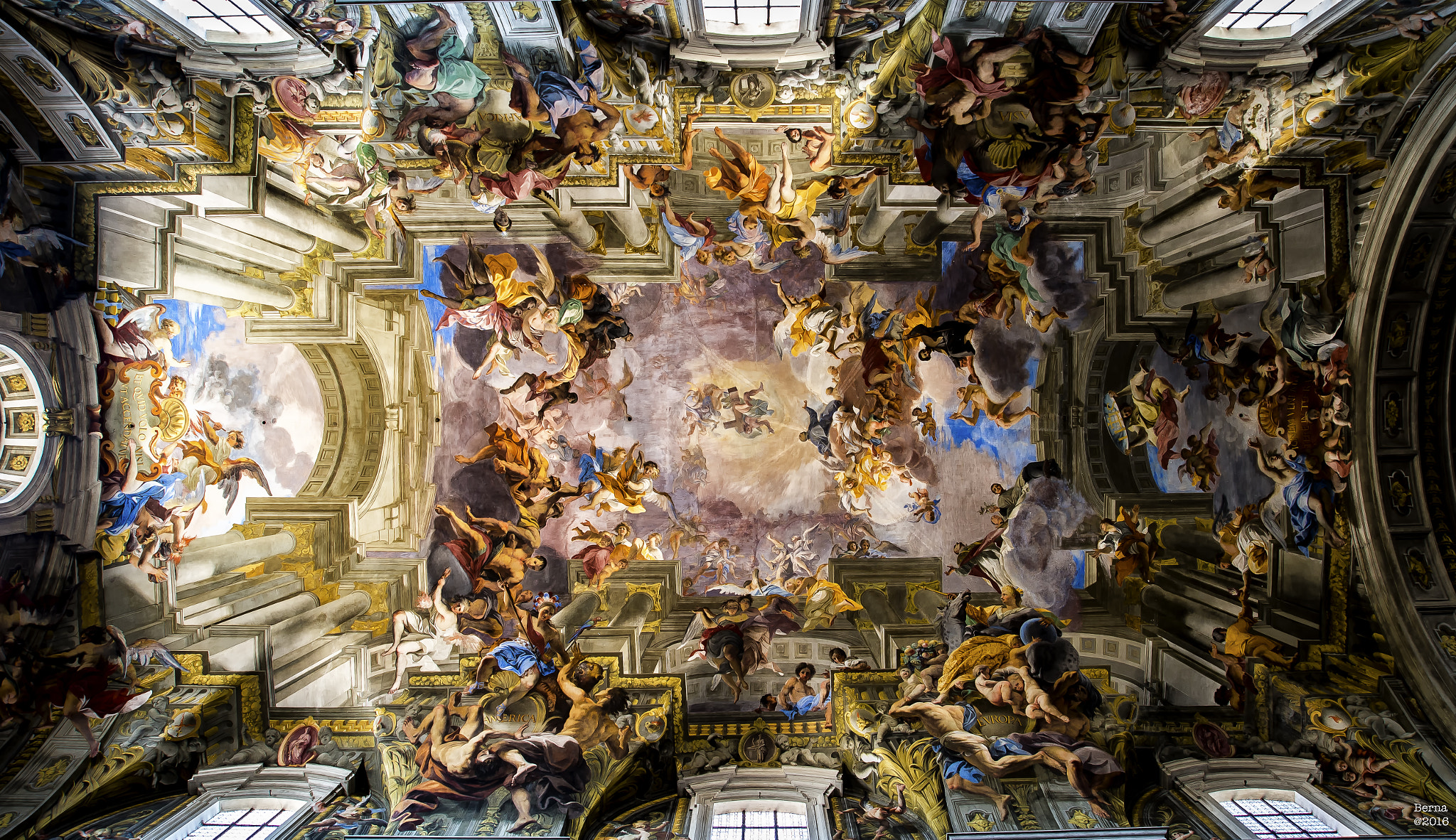 AF Zoom-Nikkor 24-120mm f/3.5-5.6D IF sample photo. Heaven vs hell photography