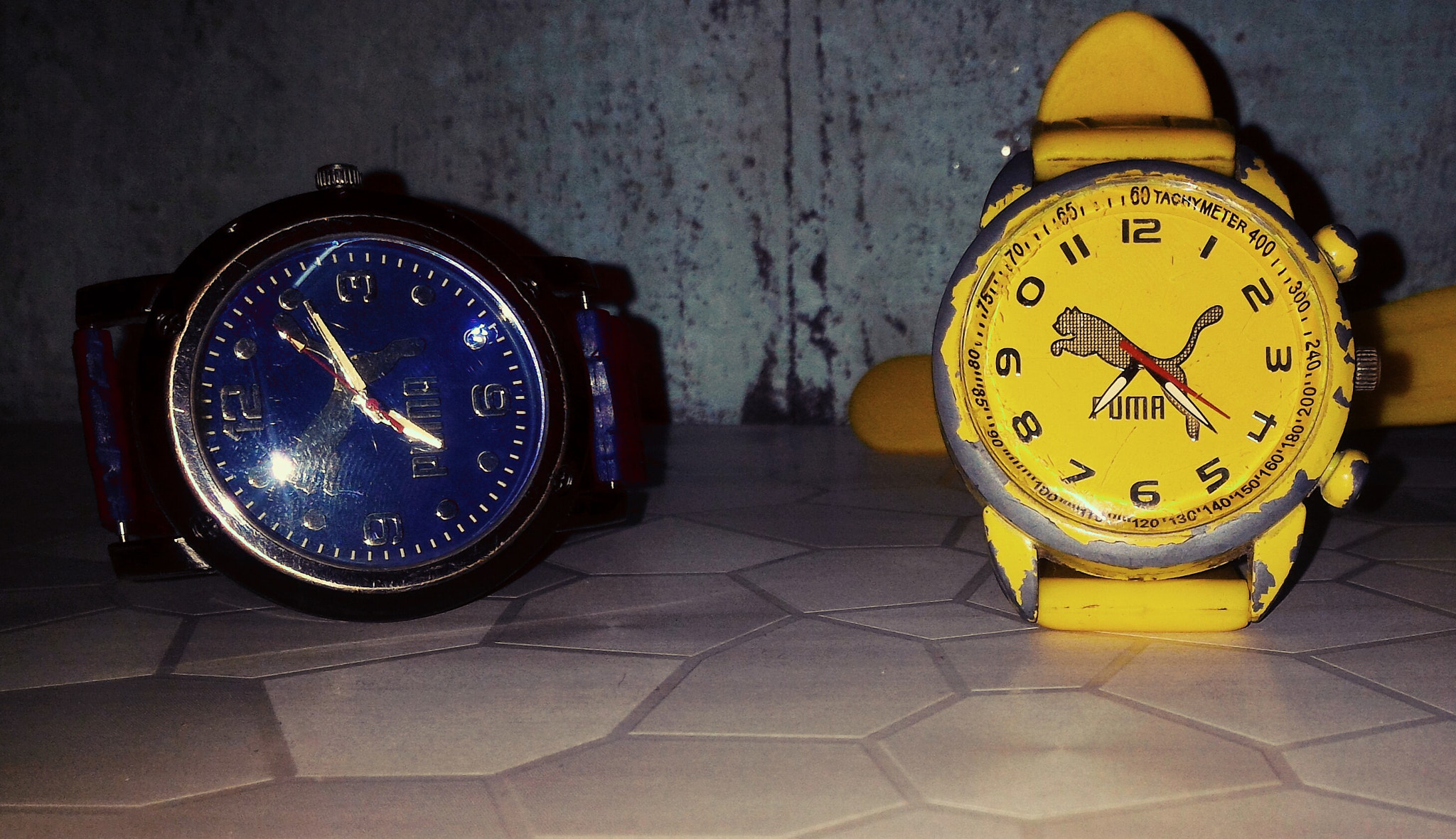 ASUS ZenFone 2 (ZE550ML) sample photo. My school tym old watches i found today photography