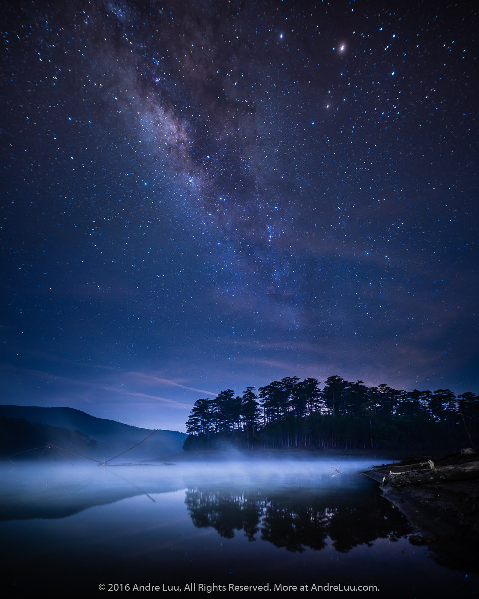Sigma 20mm F1.4 DG HSM Art sample photo. Starry lake photography