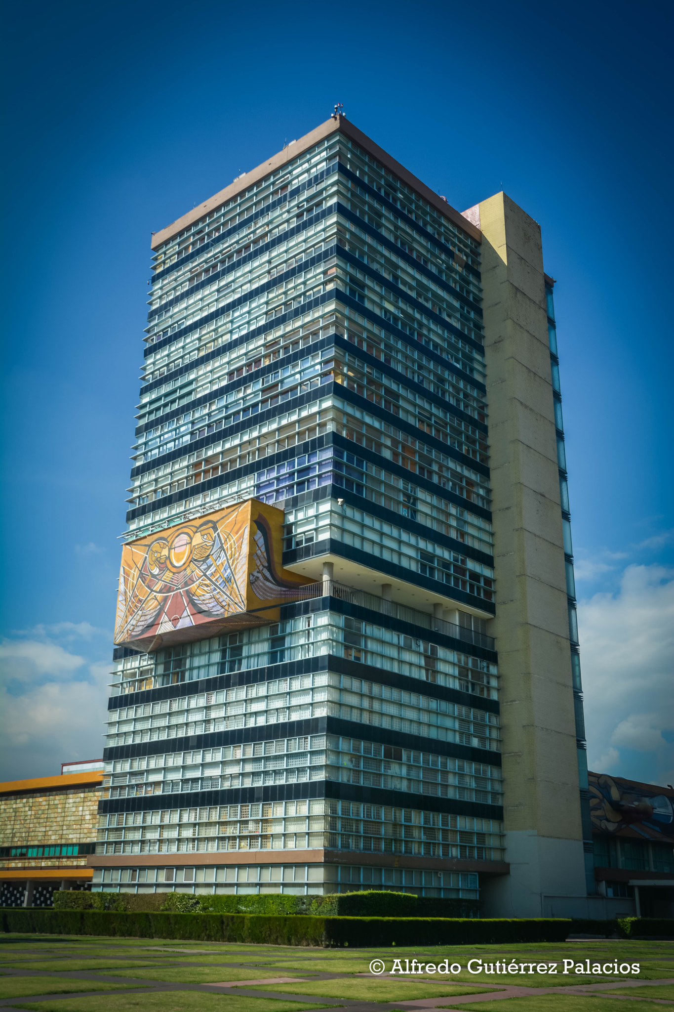 Sigma 18-200mm F3.5-6.3 DC OS HSM sample photo. Torre de rectoría photography