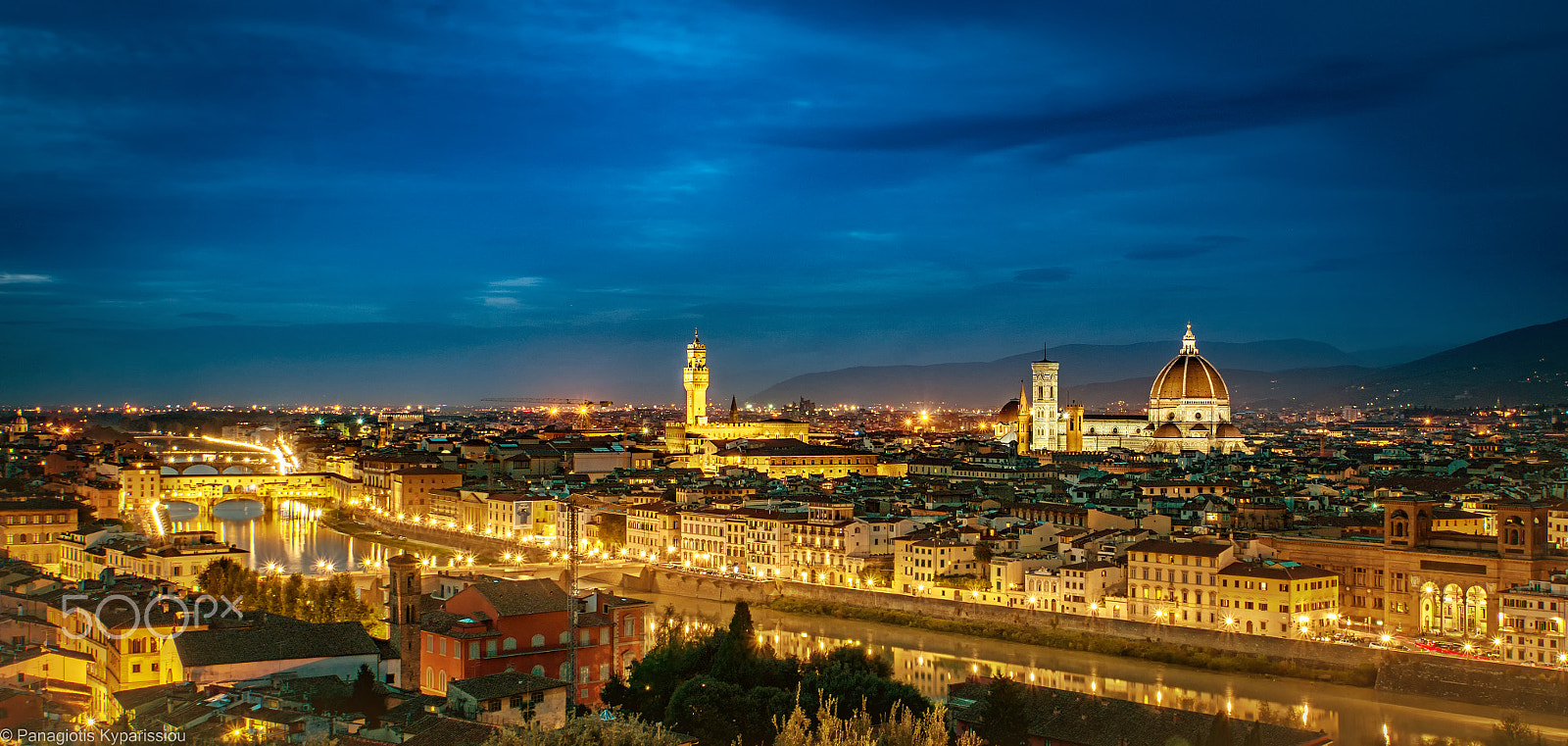 Sony E 18-200mm F3.5-6.3 OSS LE sample photo. Florence photography