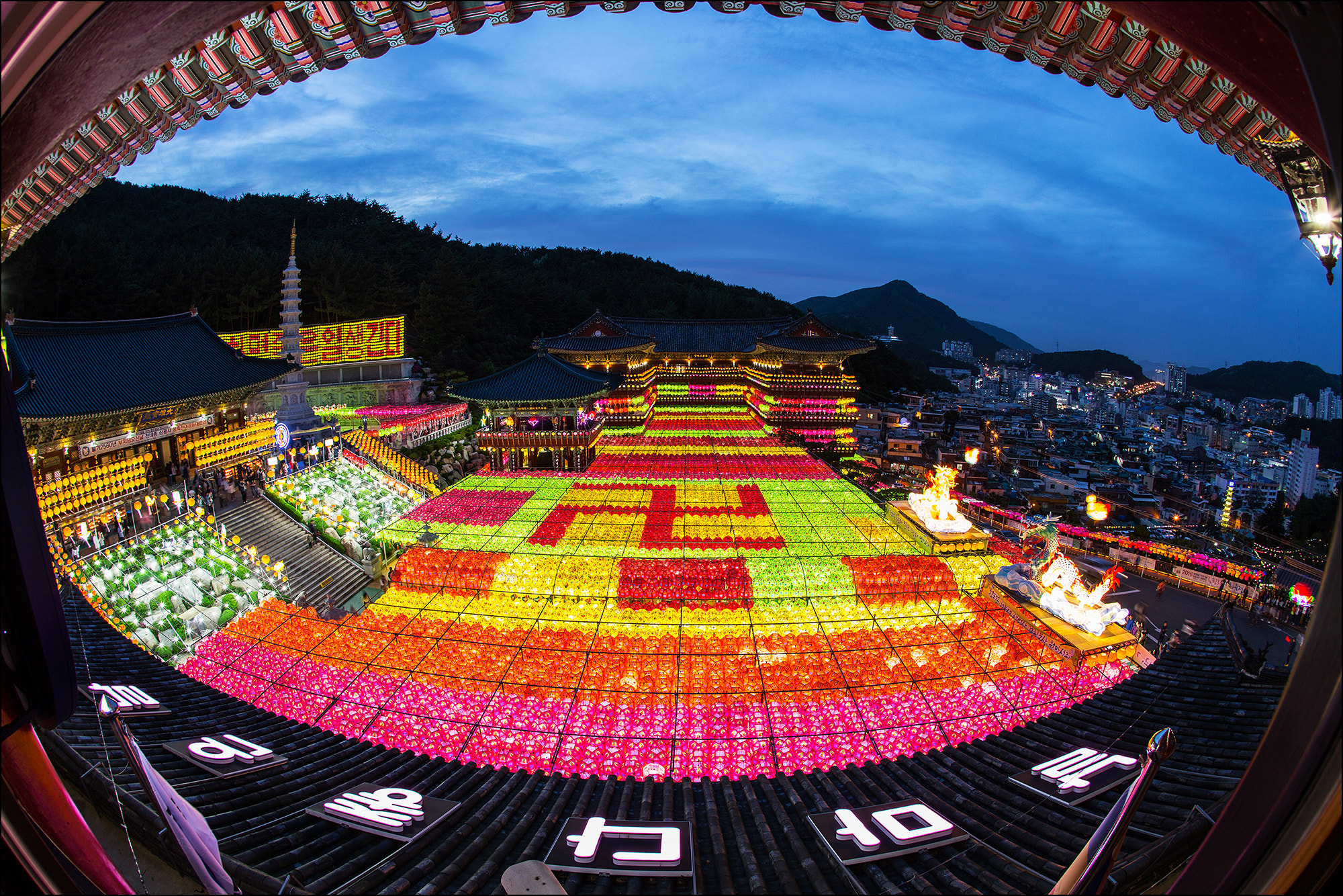 Canon EOS 6D + Canon EF 15mm F2.8 Fisheye sample photo. The day of buddha´s coming photography